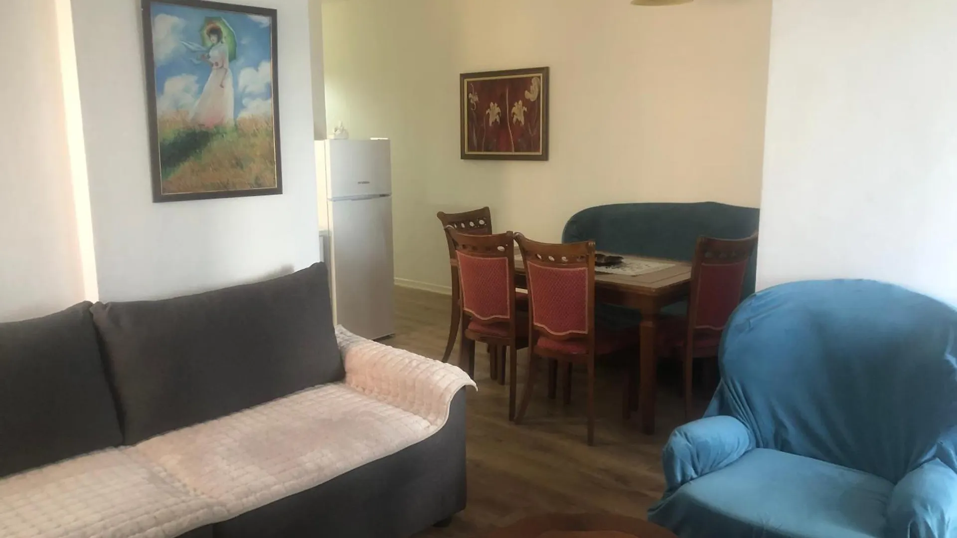 Vollga Four Seasons Apartment Durrës
