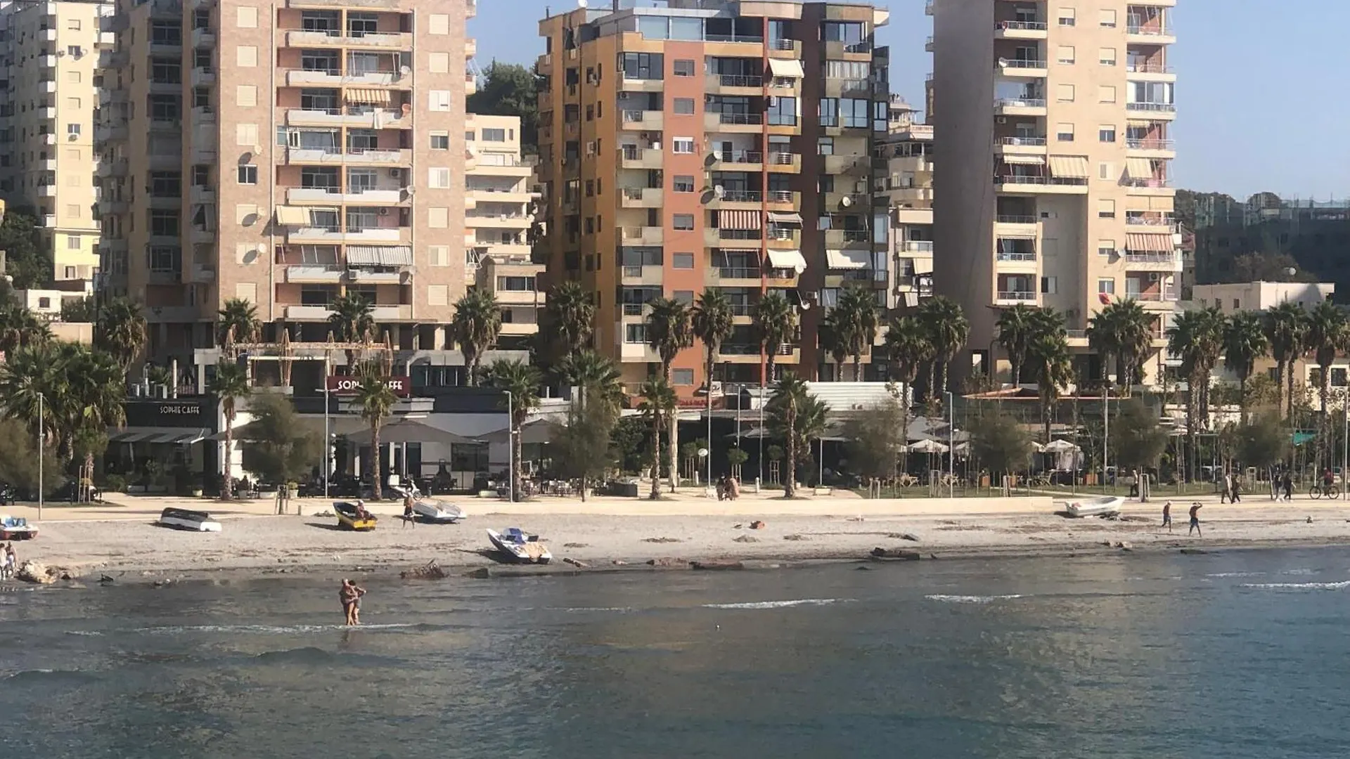 Vollga Four Seasons Apartment Durrës
